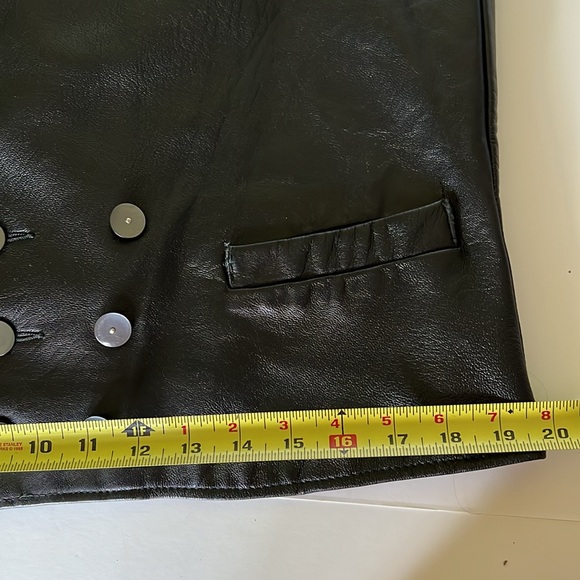 Vintage Genuine Leather Vest - Picture 11 of 15